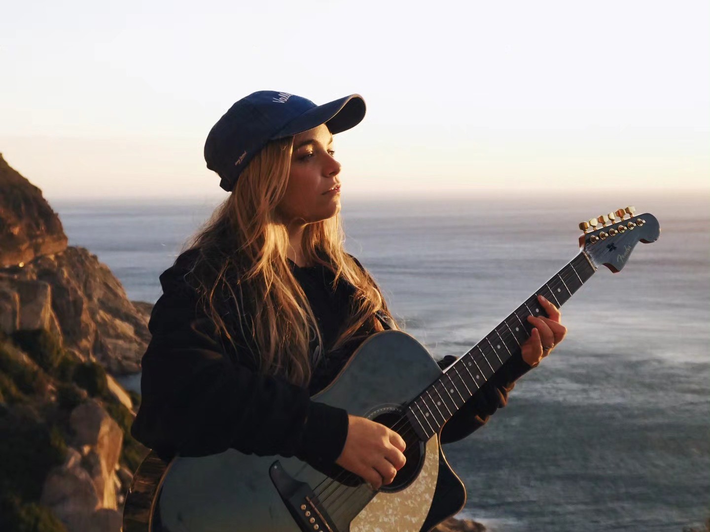 Amy Tjasink Returns With Emotional New Single Shadows of the Sun Ahead of Upcoming Album Valley Girl