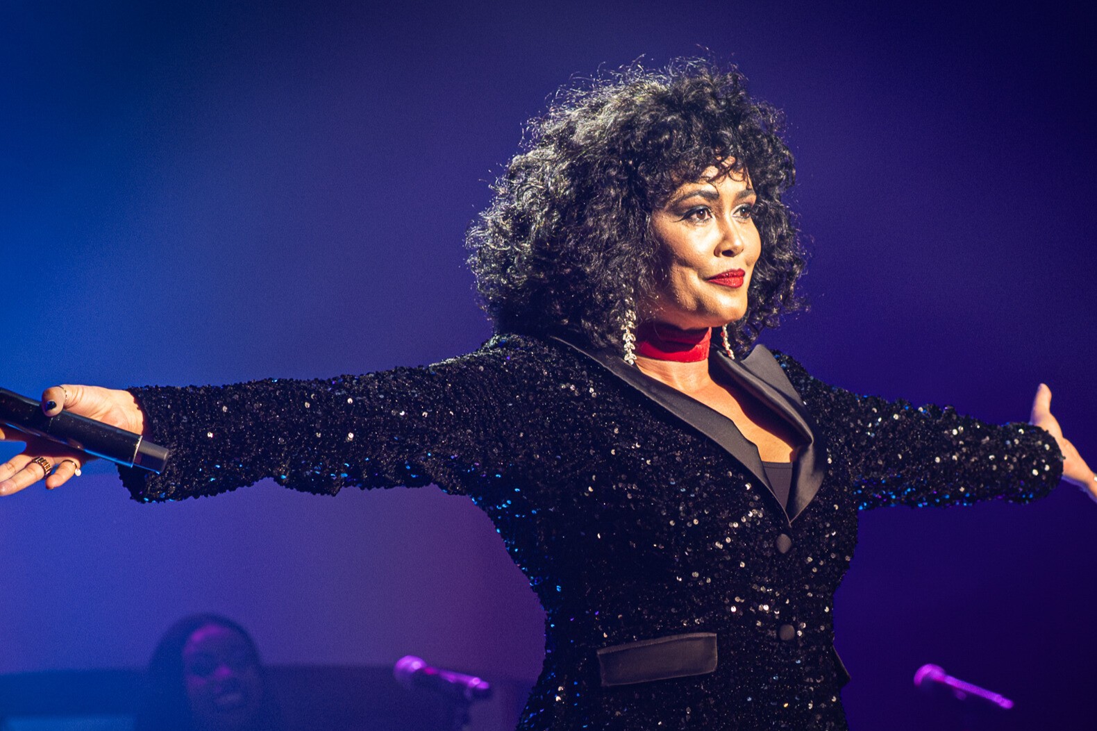 Whitney Houston Tribute Concert Brings Iconic Legacy to Life with Belinda Davids in a Powerful Live Experience