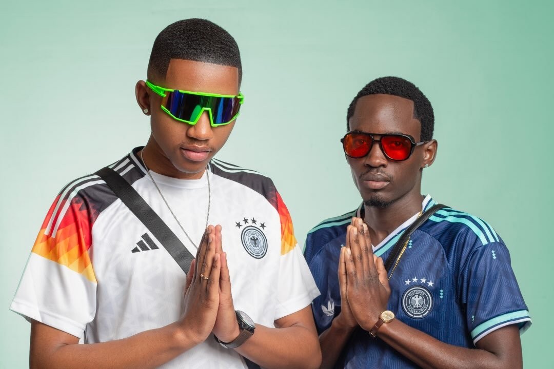Ama Top Dawgz Encourage iKasi With Khuthaza Abafwethu